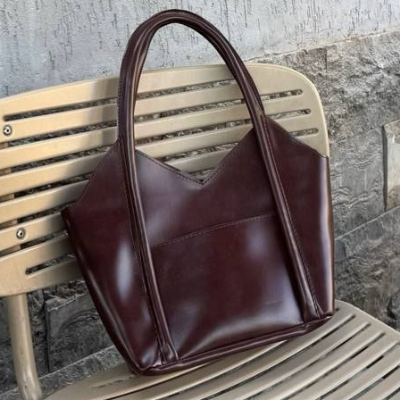 V-Top Leather Tote Bag Dark Brown Dual Handles Front Pocket 30x26cm
