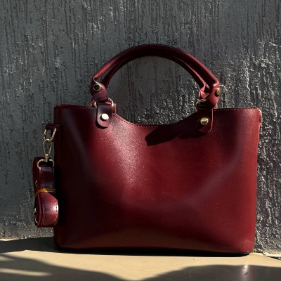 Structured Top-Handle Bag Burgundy Gold Hardware 28x18cm